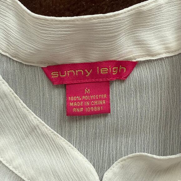 Sunny Leigh M White Ruffle Front Peplum Blouse Semi-Sheer Crinkle Fabric Top - Picture 3 of 5